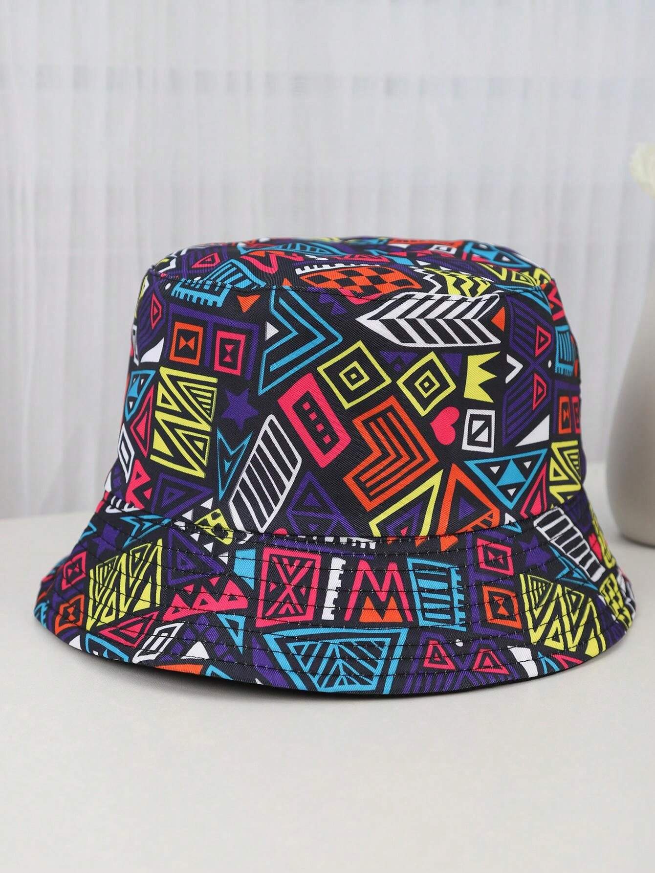 Geometric Patterned Bucket hat