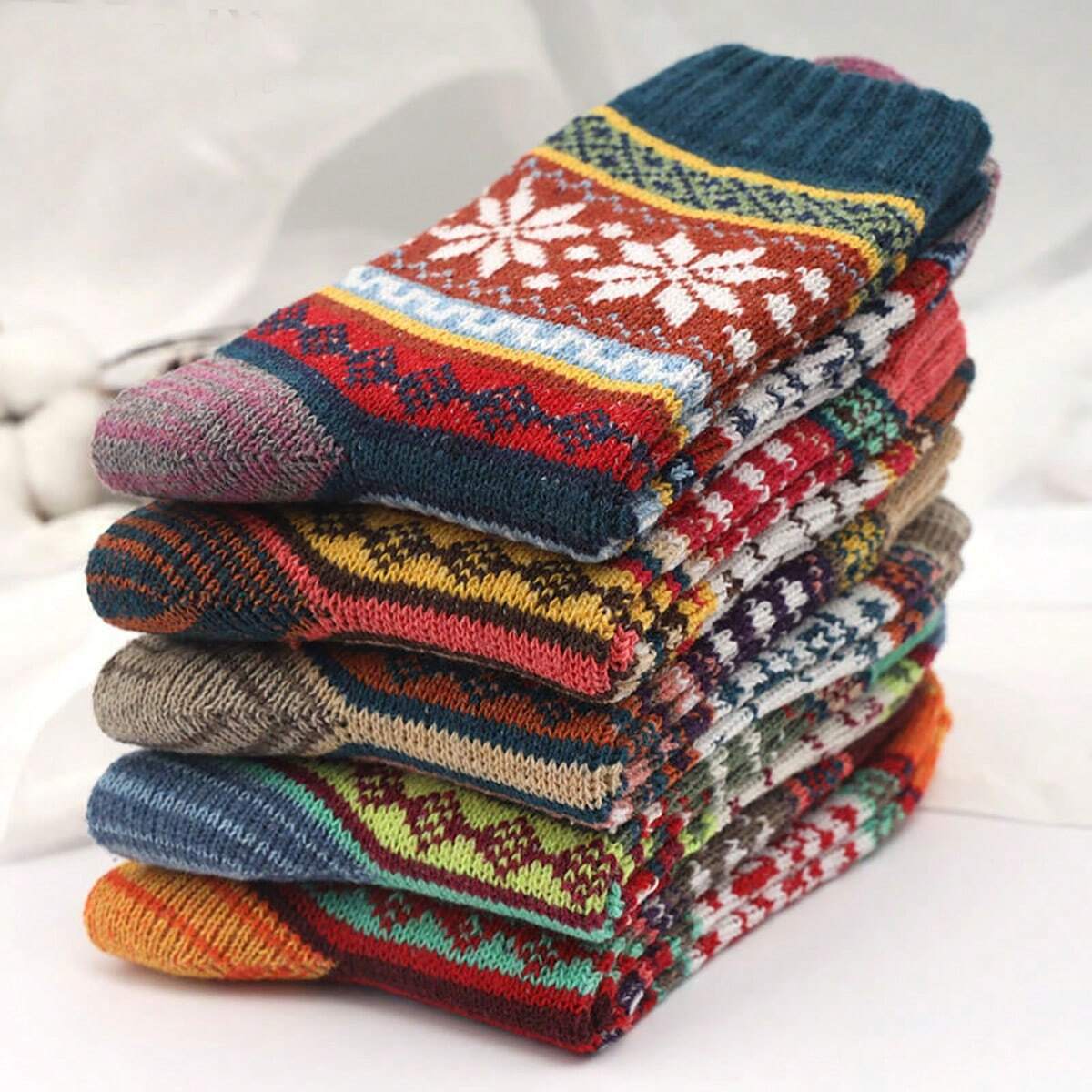 Cozy Nordic Pattern Winter Socks 33-37