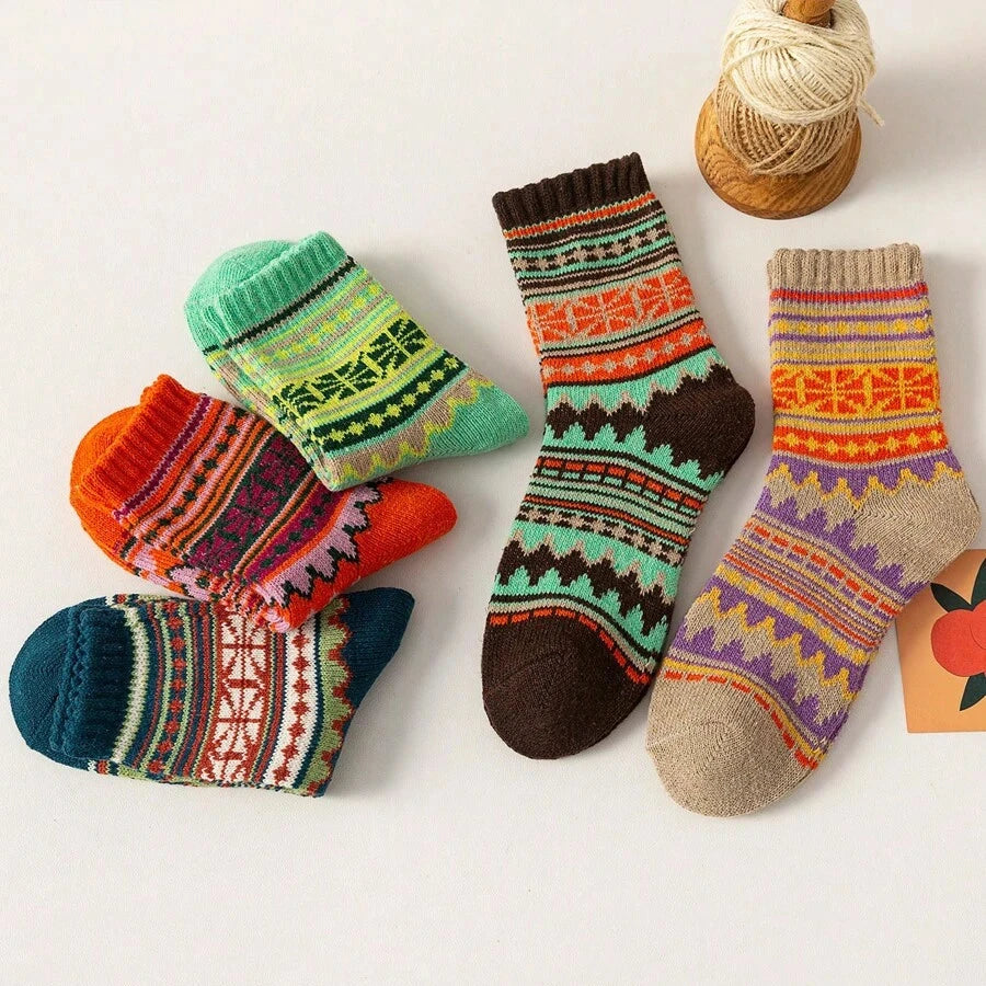 34-38 - Vibrant Nordic-Inspired Cozy Socks