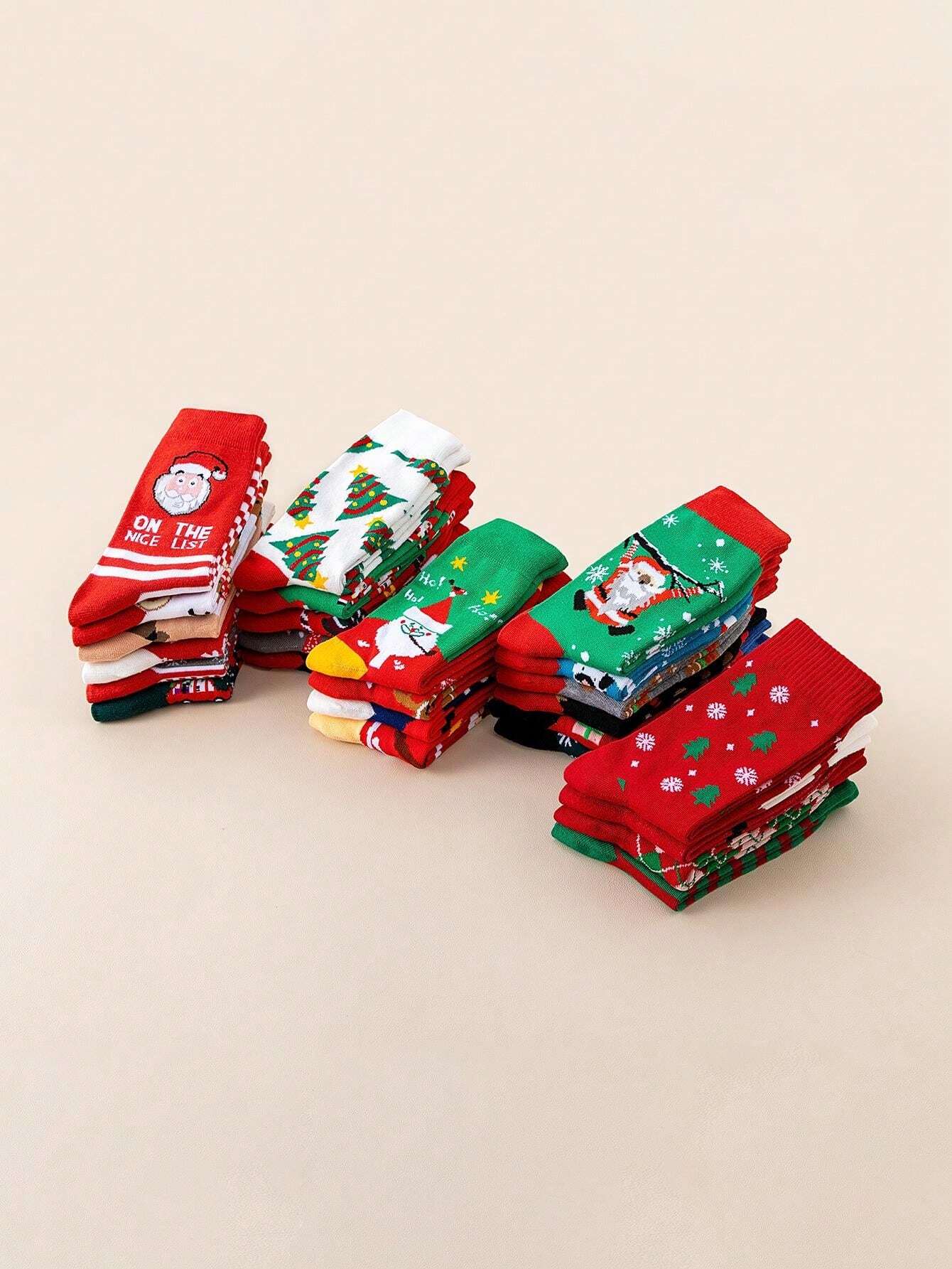 20 Pairs of Christmas Cheer Socks - 36-41 EU