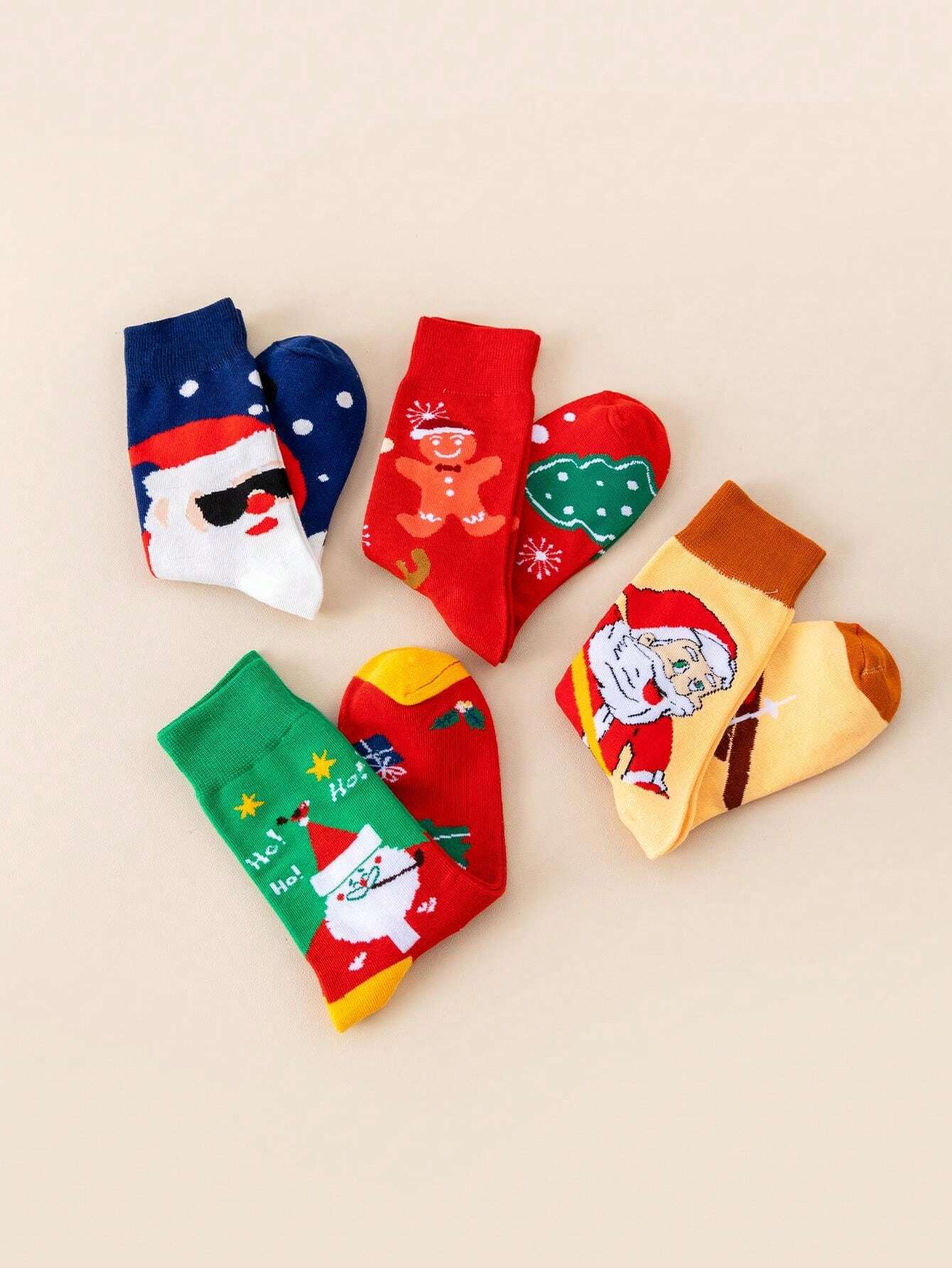 20 Pairs of Christmas Cheer Socks - 36-41 EU