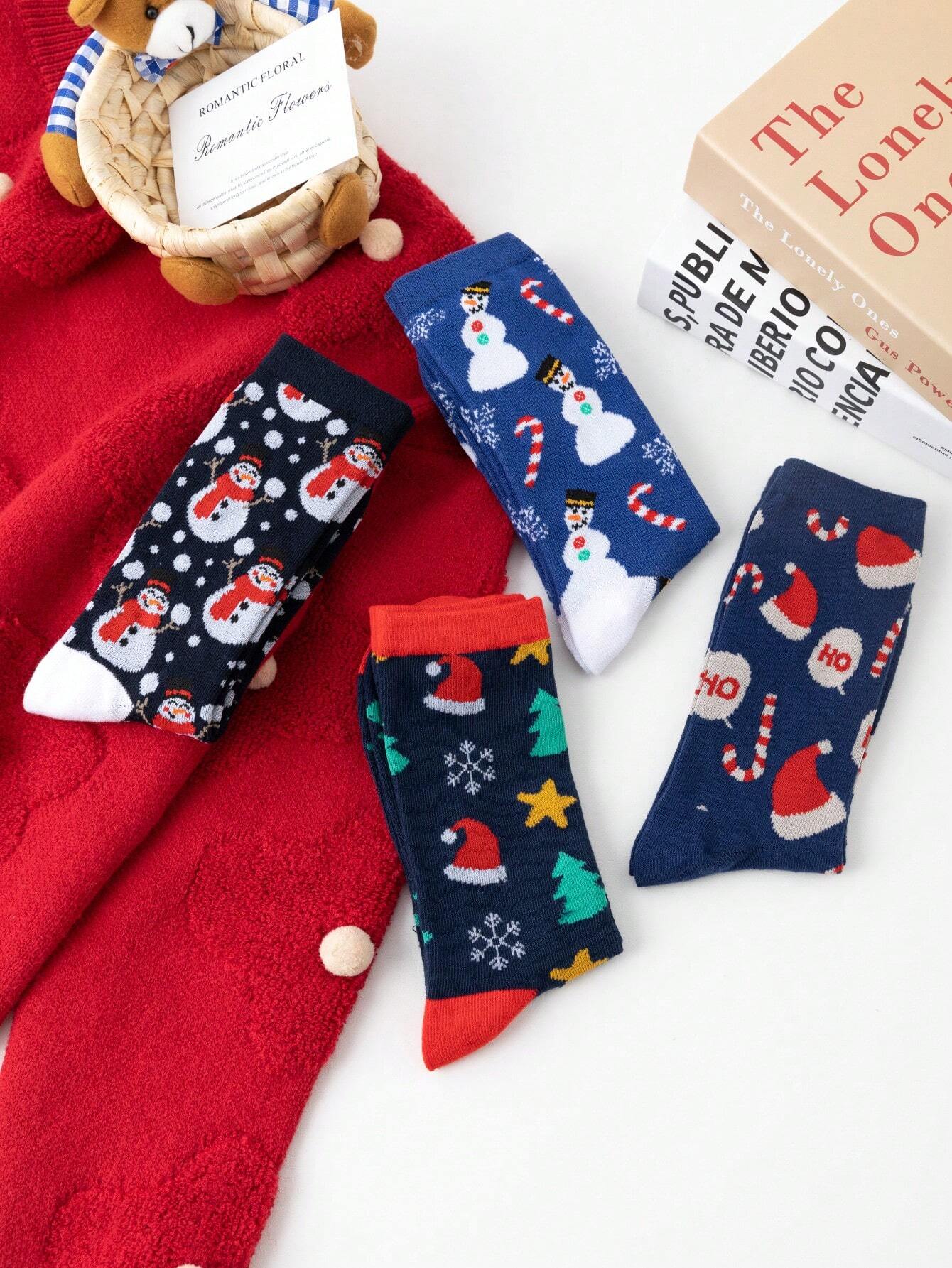 39-45 EU - Classic Christmas Cheer Socks