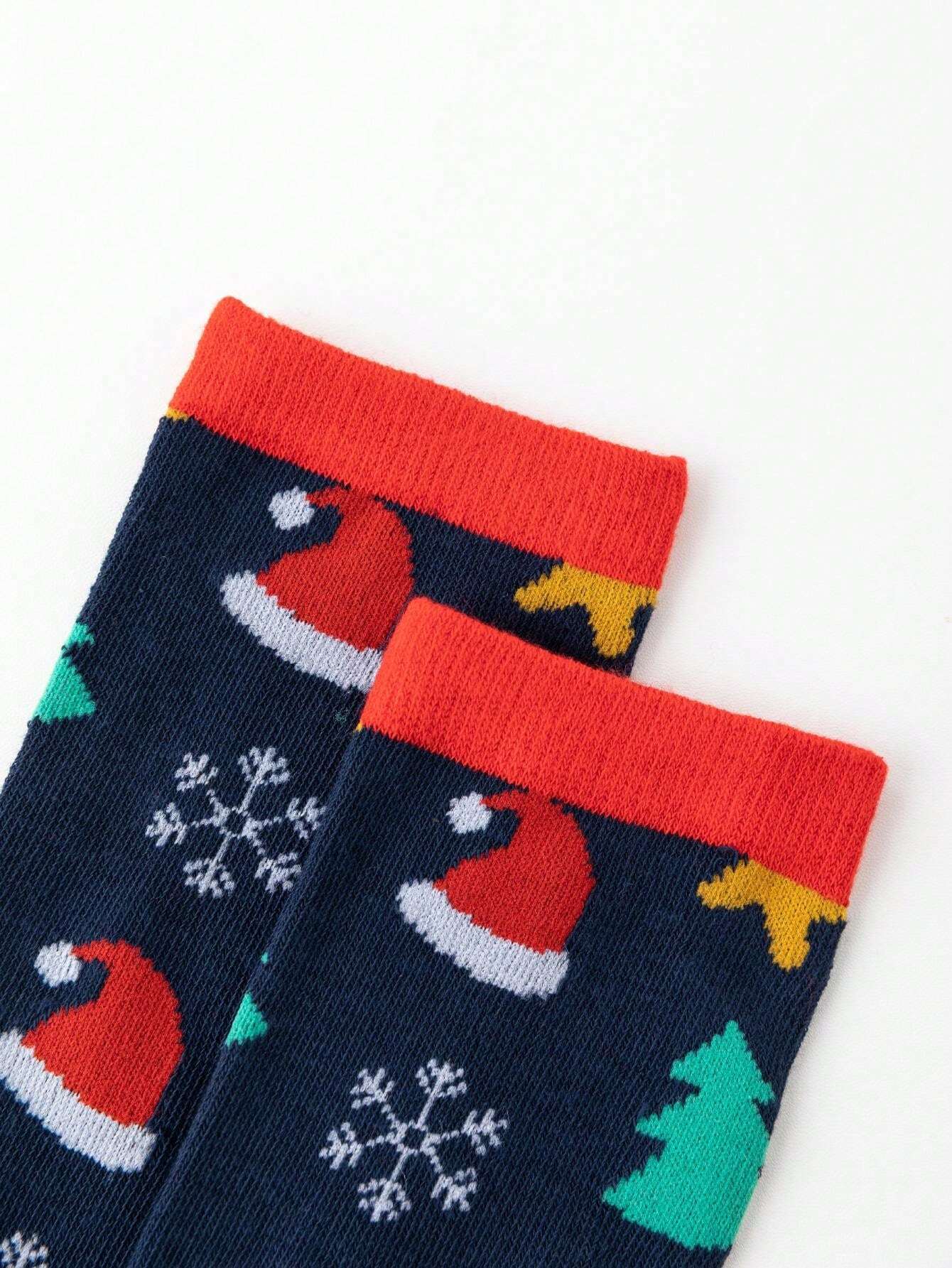 39-45 EU - Classic Christmas Cheer Socks