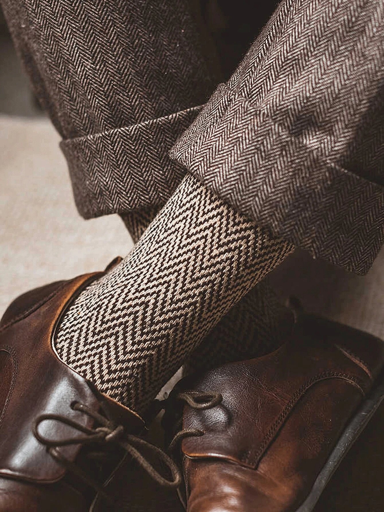 (EU Sizes 39-44) Herringbone Pattern Wool Blend Socks