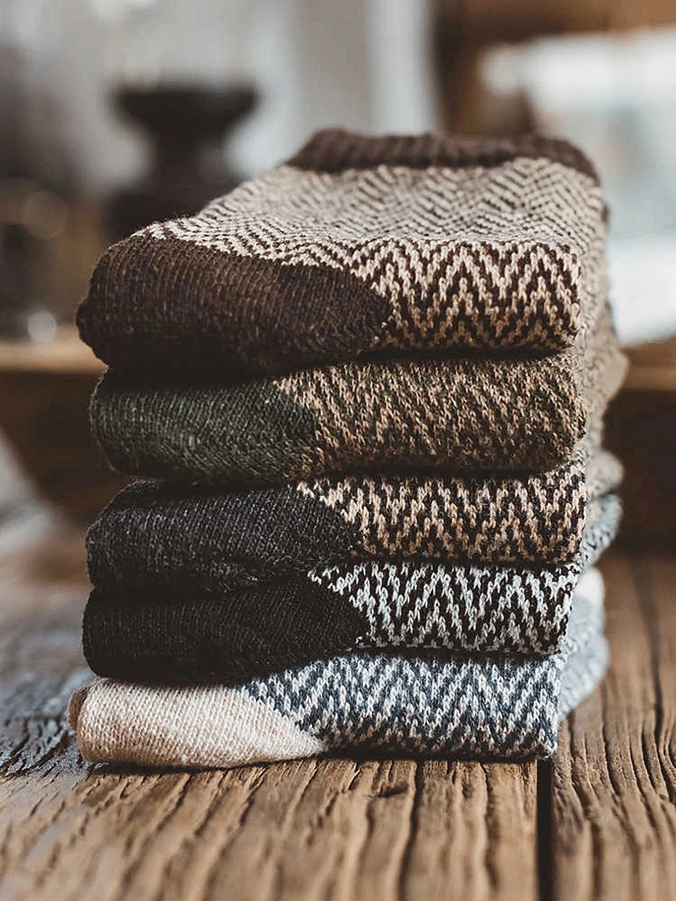 (EU Sizes 39-44) Herringbone Pattern Wool Blend Socks