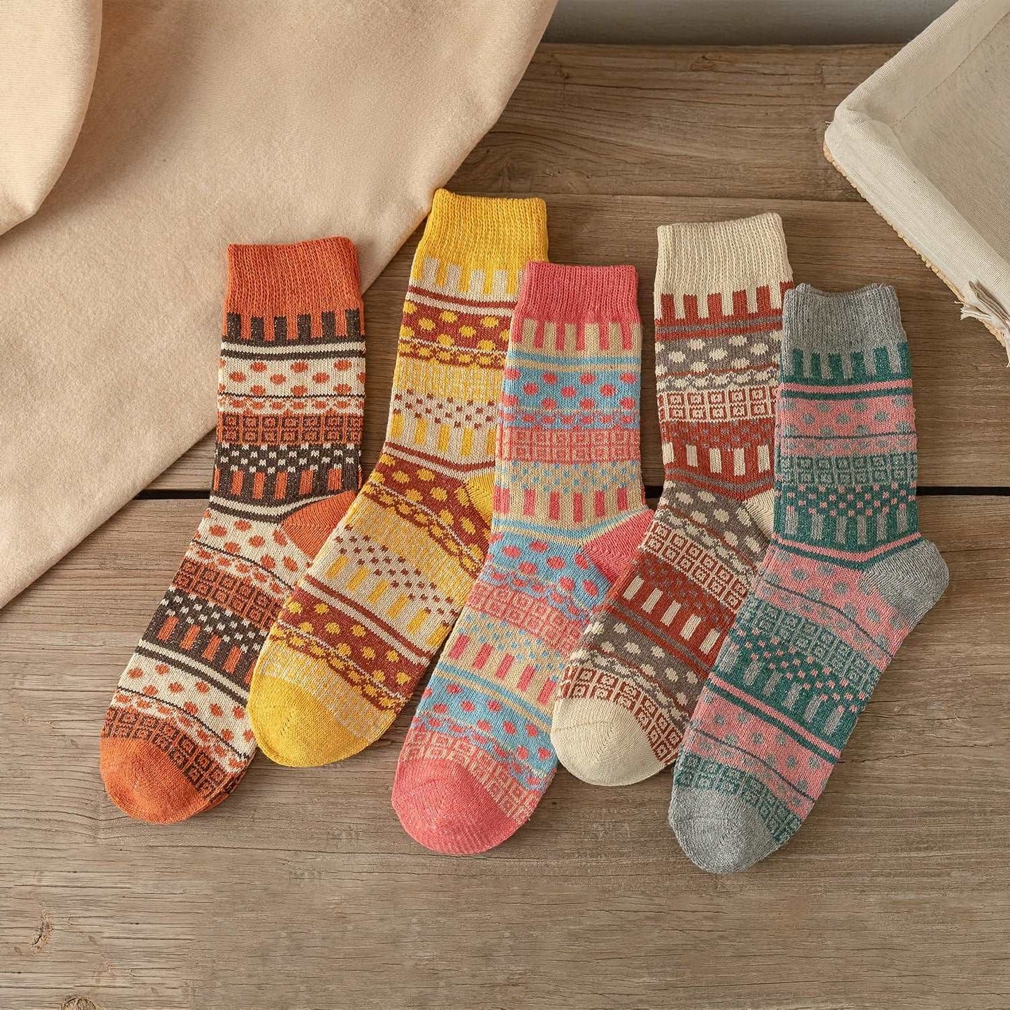 Sizes 35-40 EU | Cozy Nordic Knit Socks