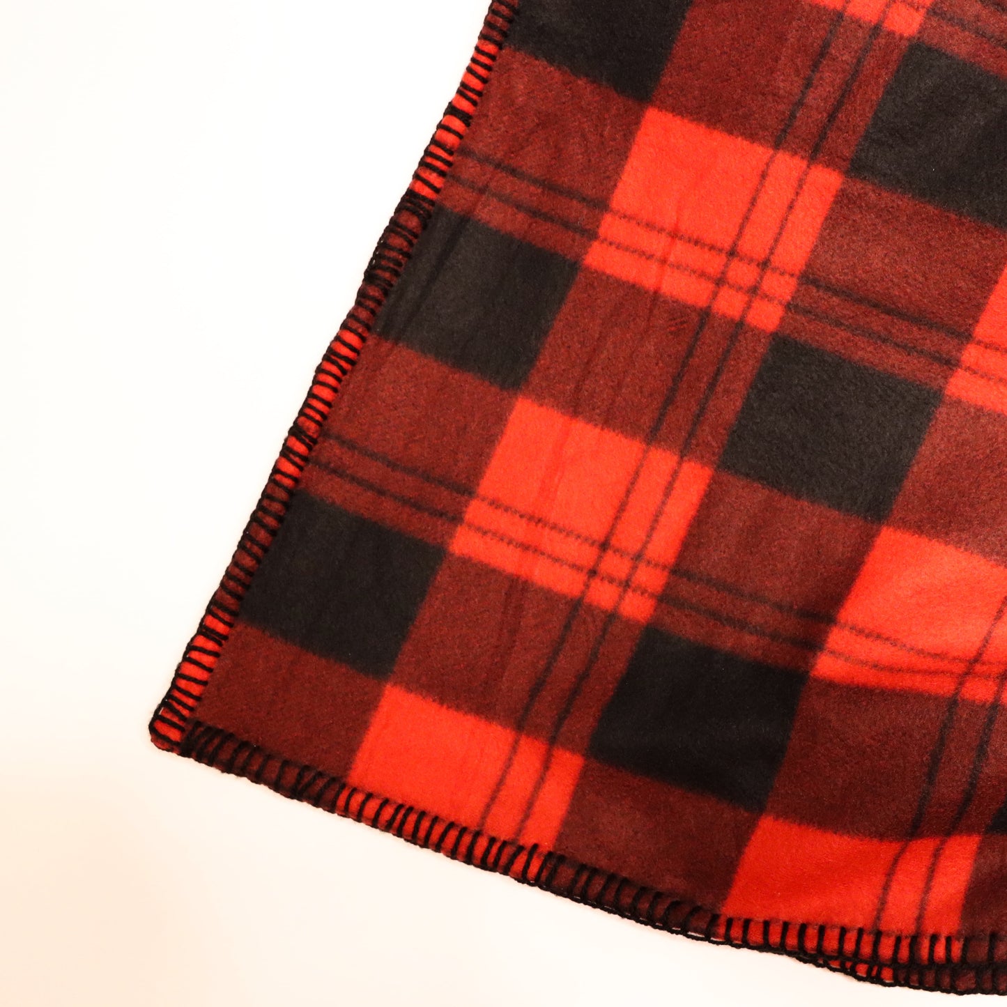 Handmade Fleece Blanket – Cozy Red & Black Checkered Design