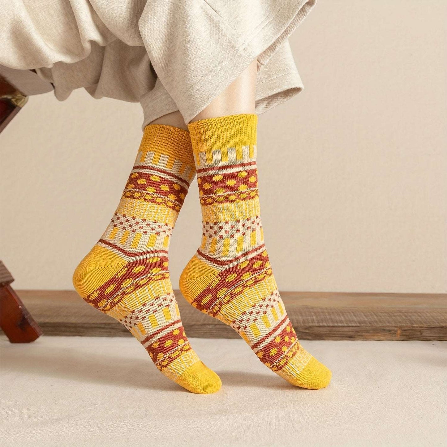 Sizes 35-40 EU | Cozy Nordic Knit Socks