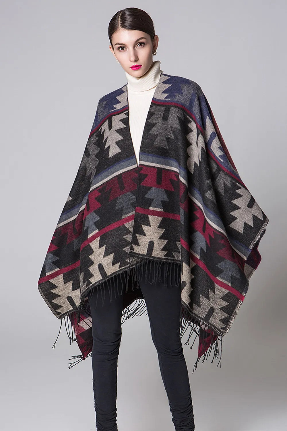 Stylish Aztec Pattern Poncho - Cozy & Chic Winter Fashion