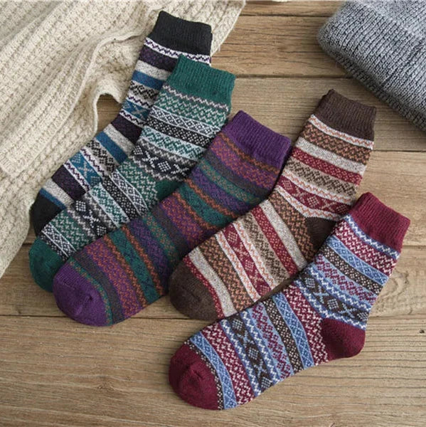 34-37 EU - Cozy Nordic Knit Socks
