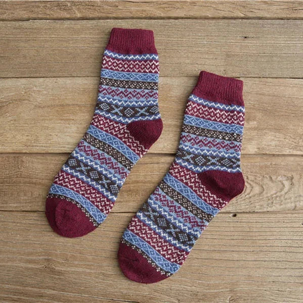 34-37 EU - Cozy Nordic Knit Socks