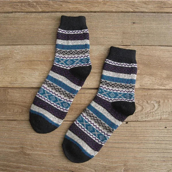 34-37 EU - Cozy Nordic Knit Socks