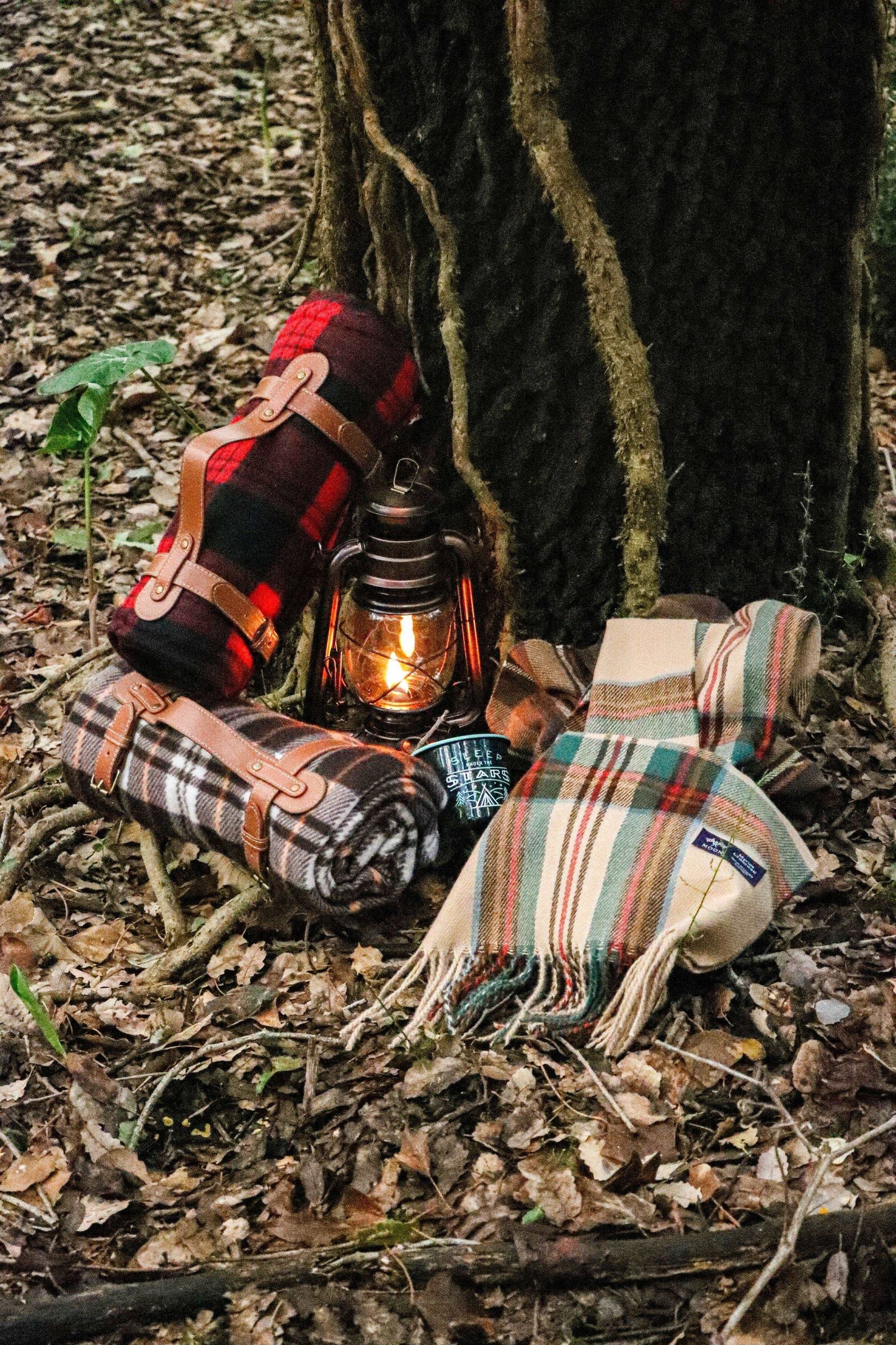 Cozy Fleece Blanket: Stylish Winter Blanket with Belt Tie - Cozy Collective LB
