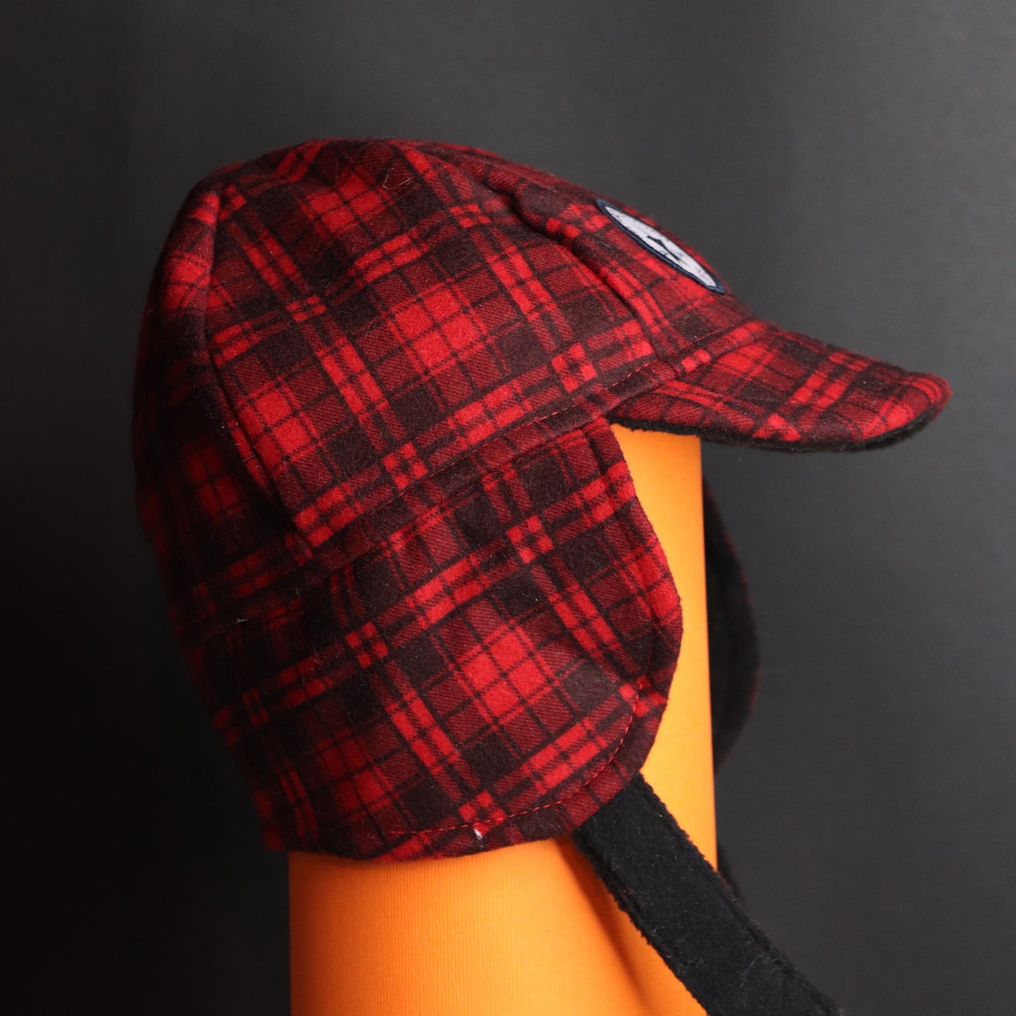 Kids 6 to 18 months - Warm Winter Hat with Ear Flaps - Plaid Design (48-50cm)