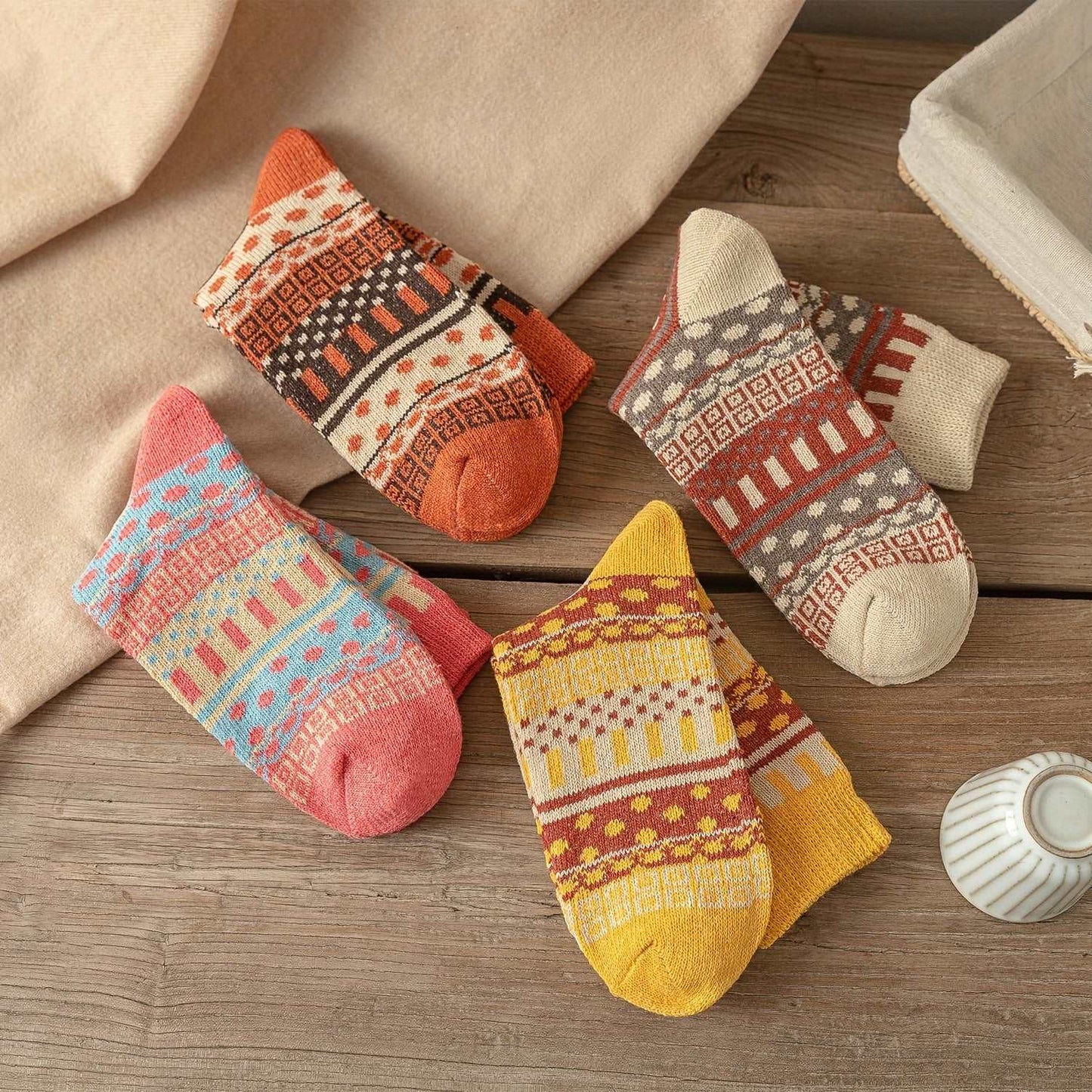 Sizes 35-40 EU | Cozy Nordic Knit Socks