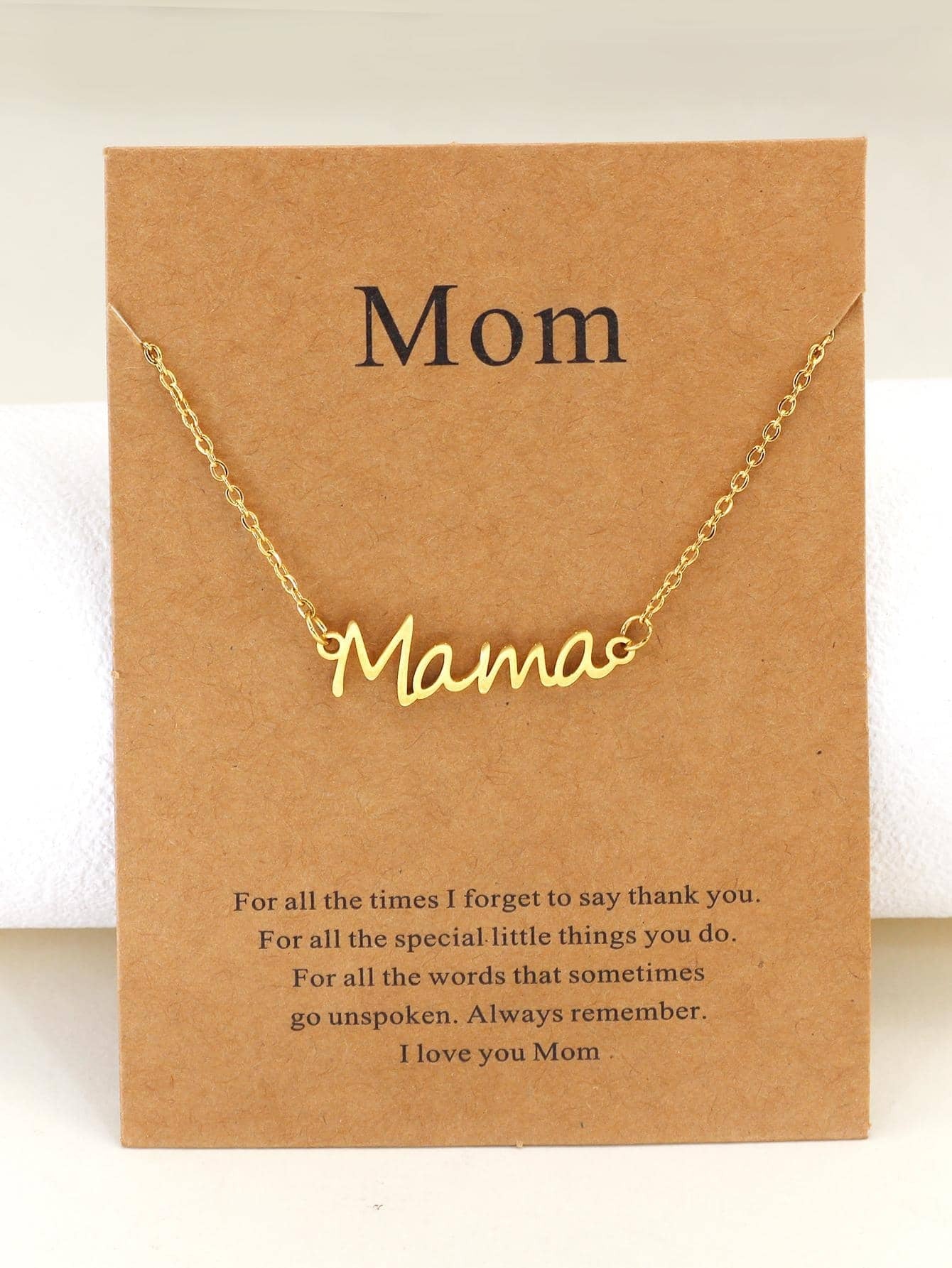 "Mama" Necklace - A Timeless Tribute to Motherhood