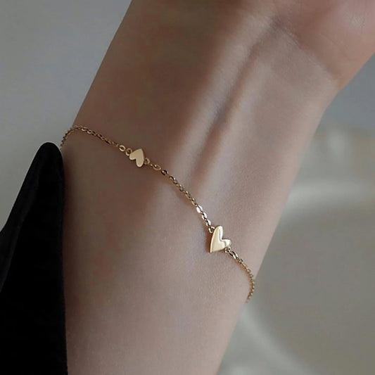 Minimalist Gold-Tone Heart Charm Bracelet