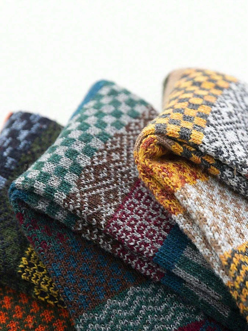 30-34 EU Set Of Colorful Winter Cozy Socks - 5 PAIRS