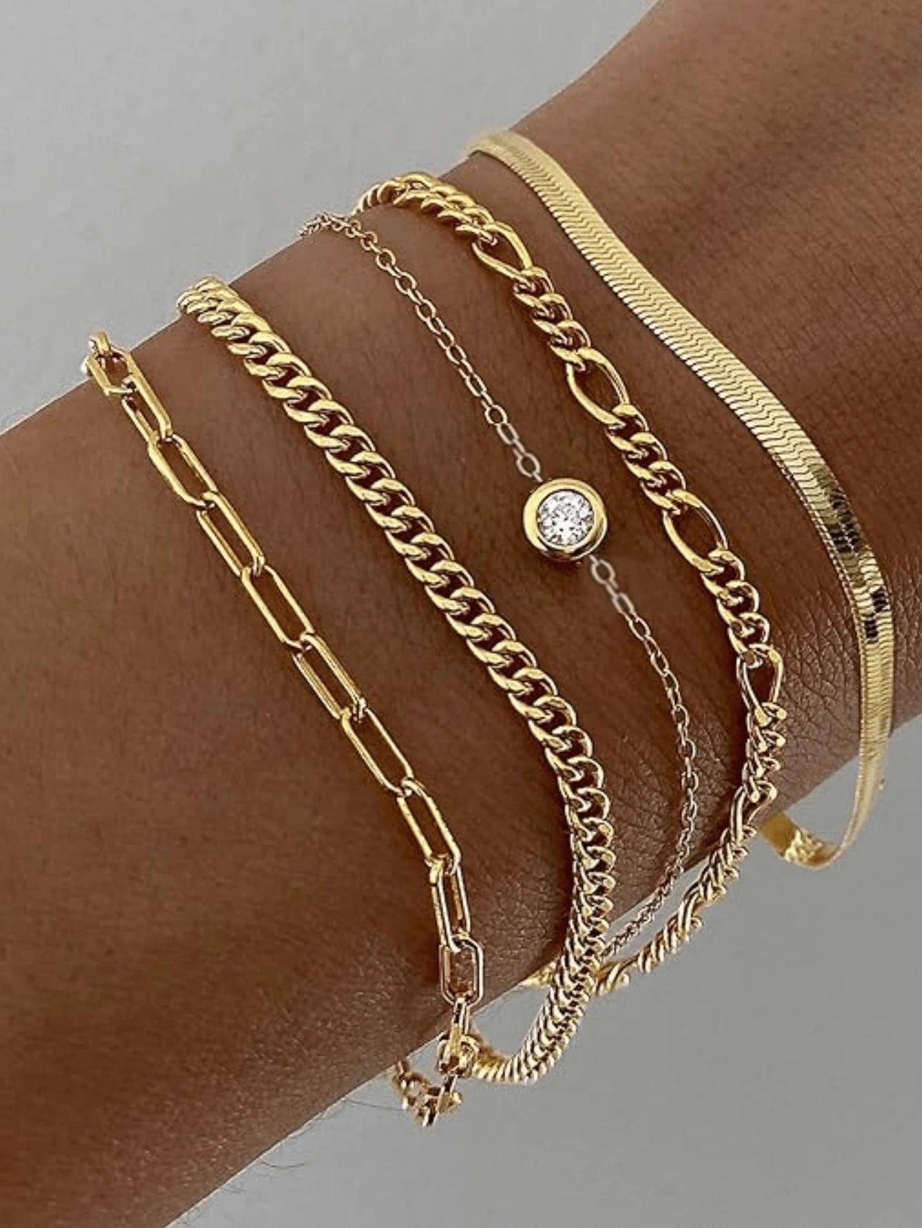 Elegant 5-Piece Gold Bracelet Set