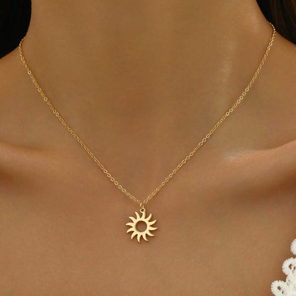 Radiant Sunburst Pendant Necklace – Stainless Elegance