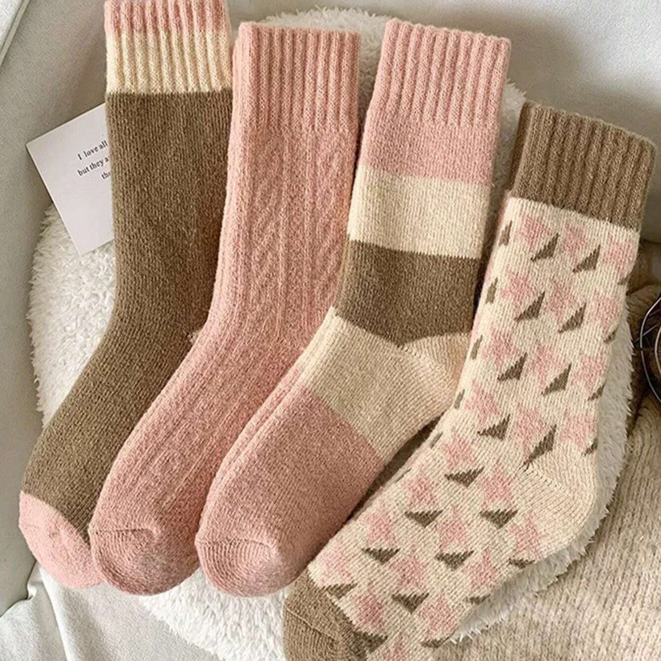 36-39EU - Cozy Autumn Knit Socks - Set of 4 Warm & Stylish Pairs