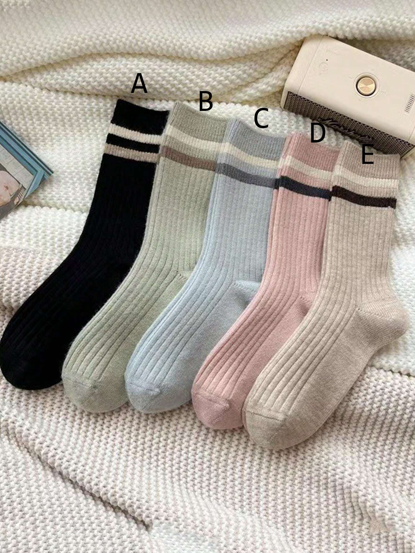36-40 - Striped Ribbed Crew Socks