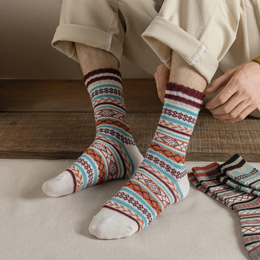 (EU 40-44) Nordic Patterned Wool Blend Socks  - Warm & Stylish Winter Socks for Men