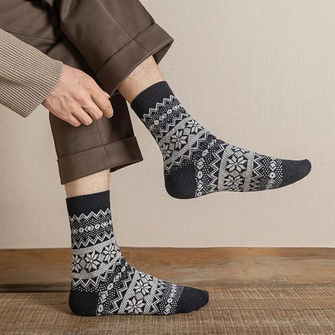 36-41EU - Snowflake Pattern Socks