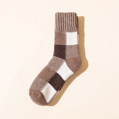 37-41 EU - Cozy Chunky Knit Checkered Socks